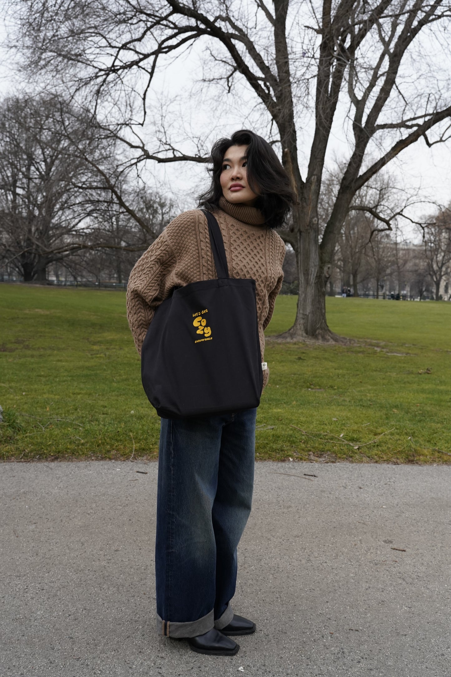 The Cozy Tote
